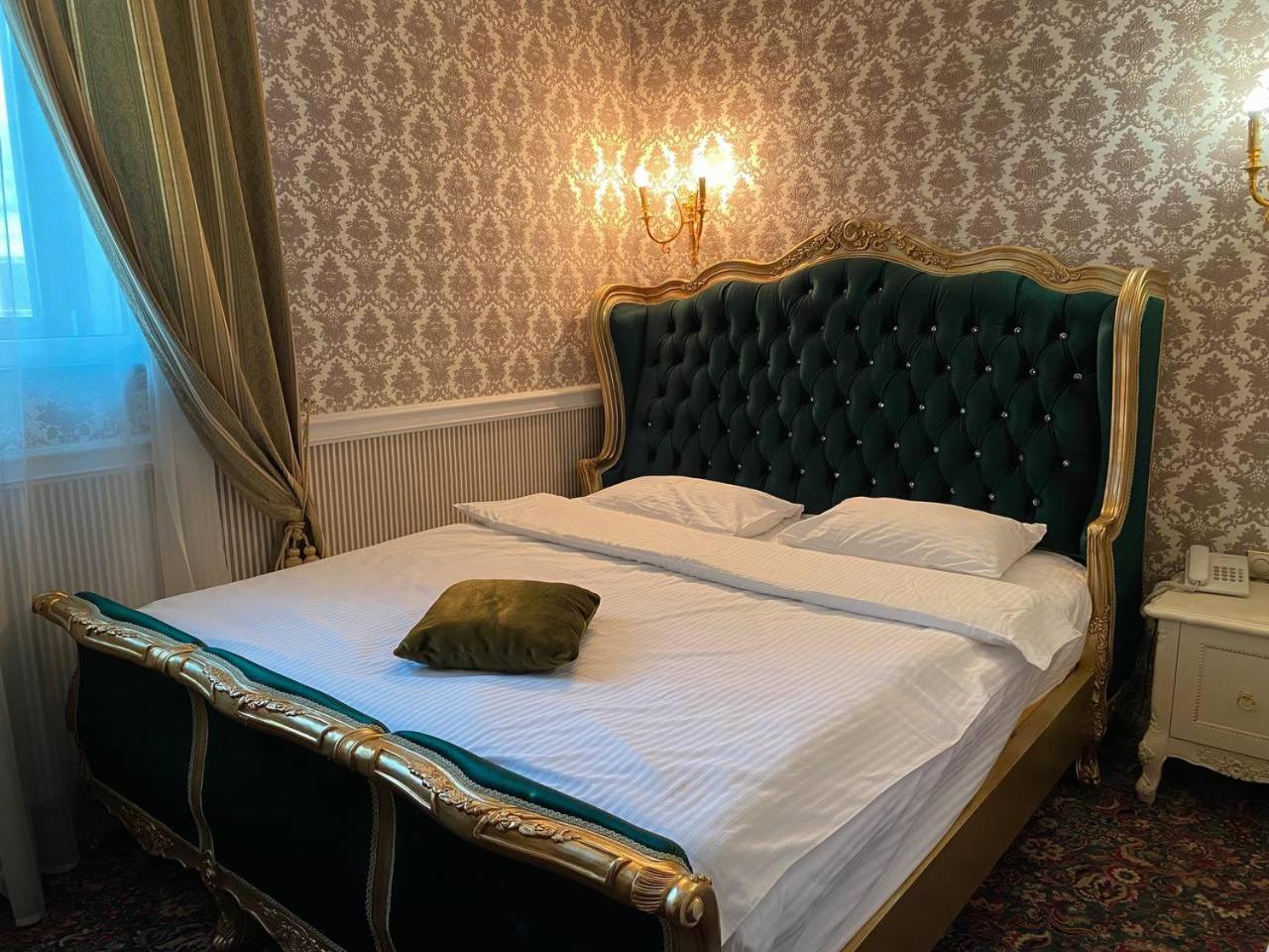 De Paris Hotel Kiev Værelse billede